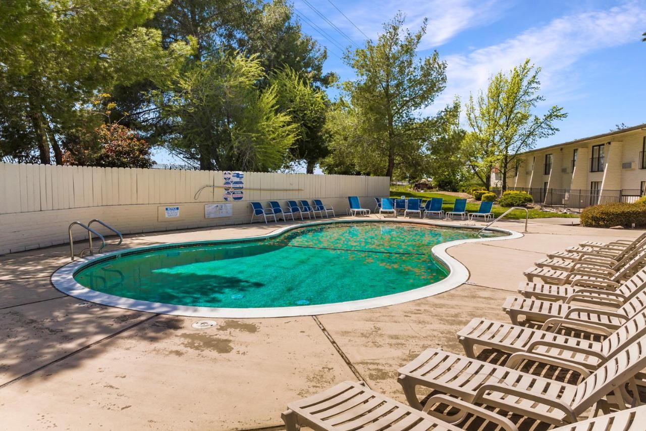Heritage Express Motel 2*