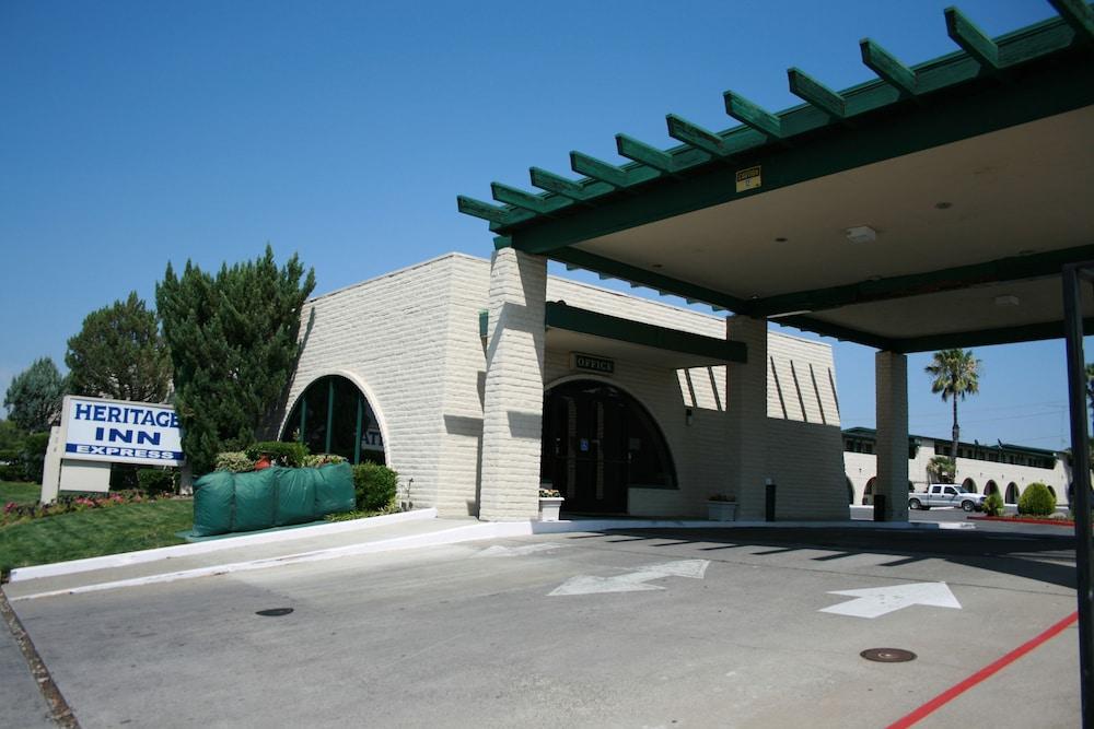 Motel Heritage Express 2*