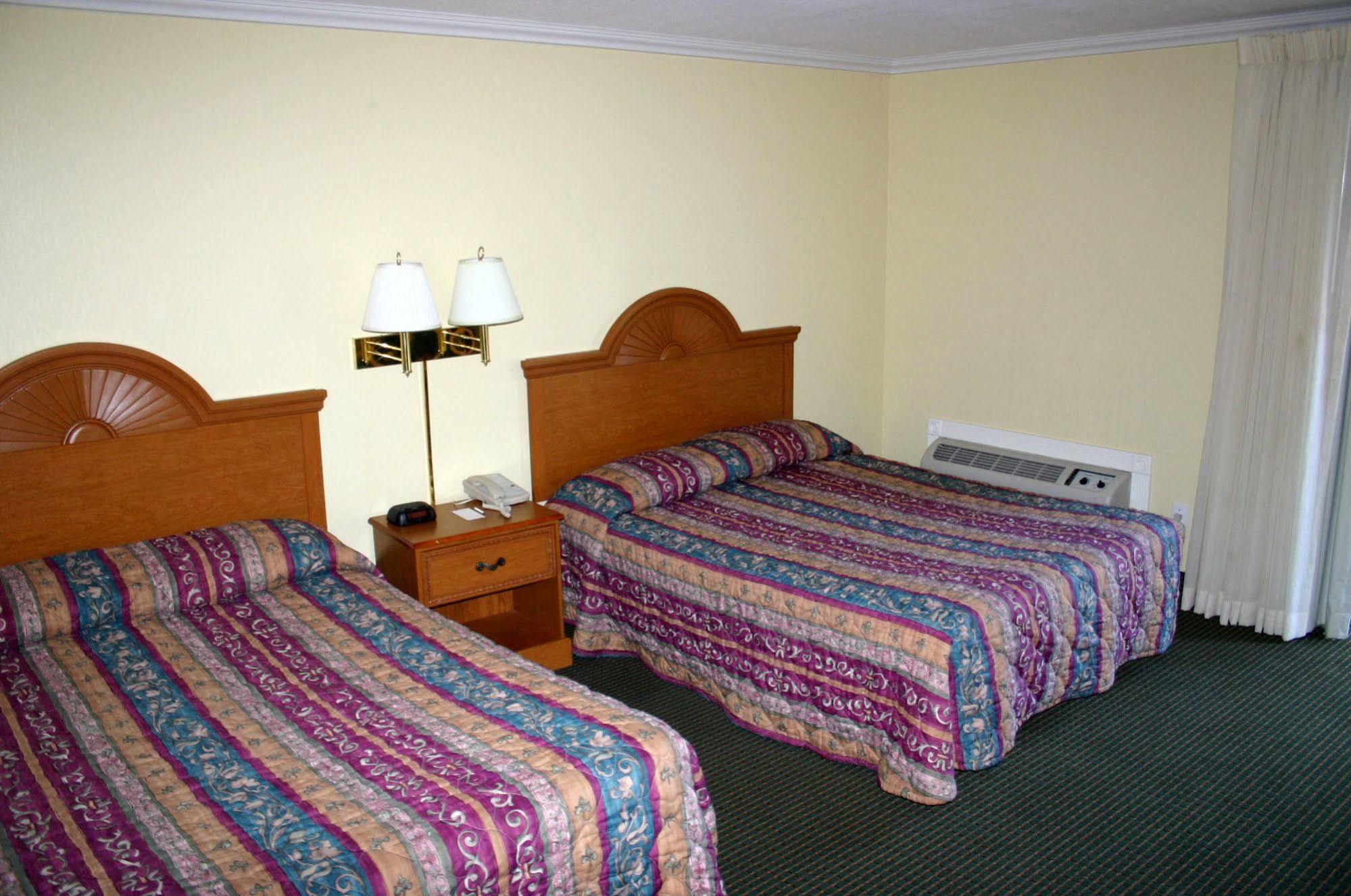 Motel Heritage Express 2*